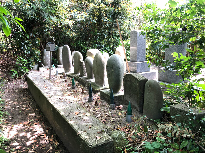 鳥取県大山町にて、ご先祖様のお墓や「埋め墓」をおまとめする